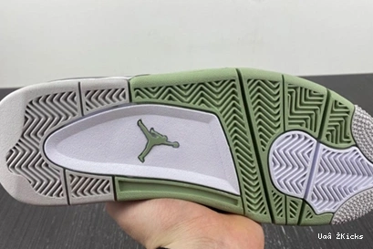 495 Sleek “Seafoam” 4 AQ9129- 340 Air Jordan 0705